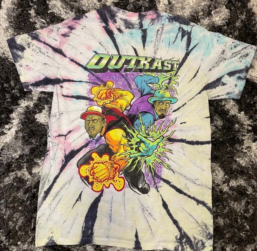 Outkast Superheroes Comic Graphic Tie Dye T-Shirt Size Medium